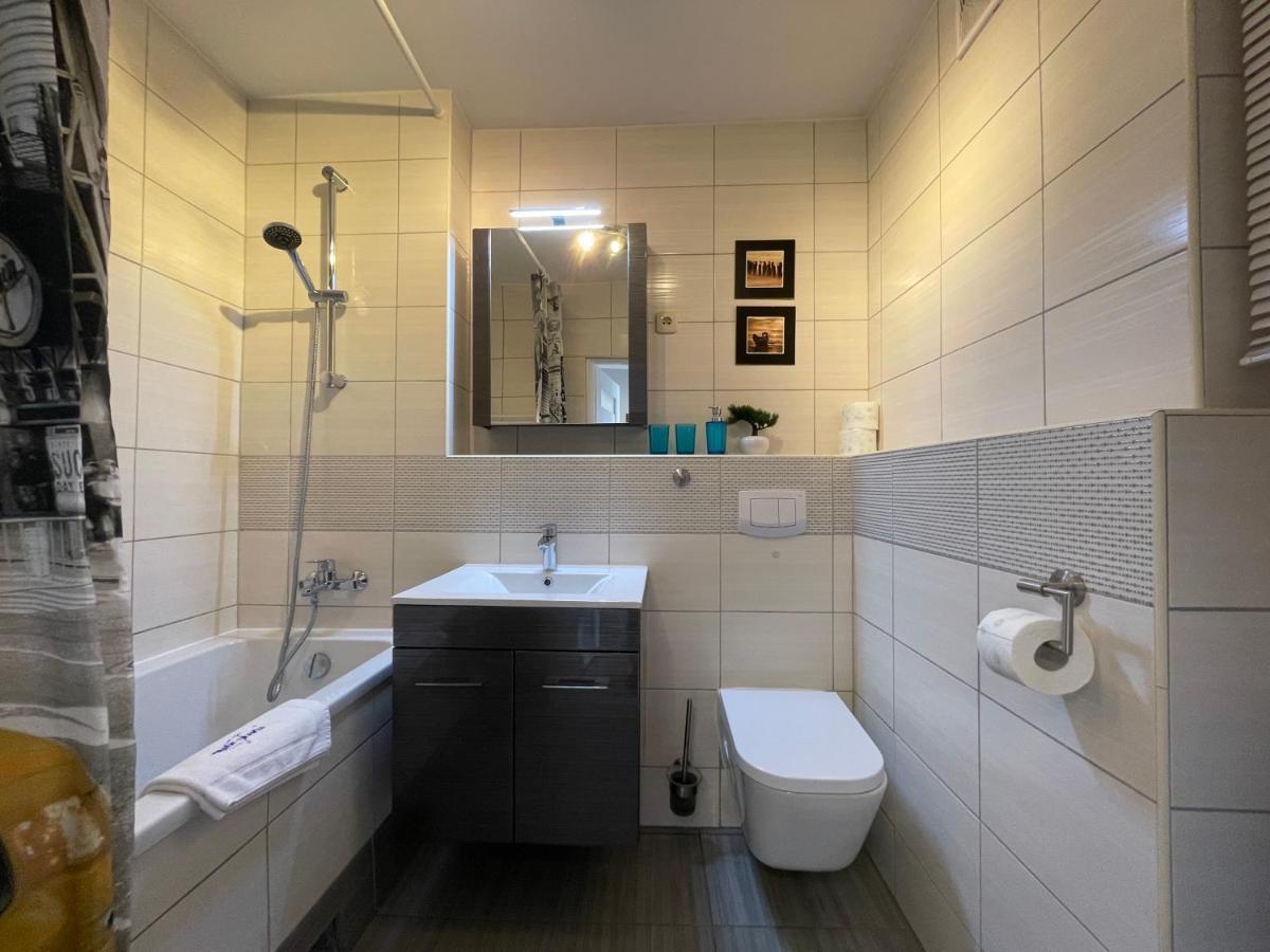 Wolin-Travel Apartament Dom Przy Parku Miedzyzdroje Exterior foto